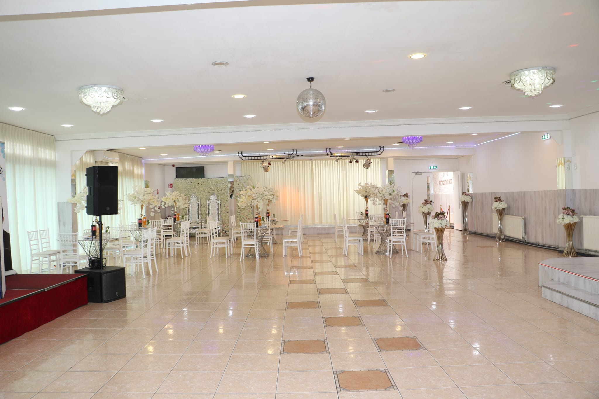 Decoropstelling bij VIP Zaal-ARZO Partycenter